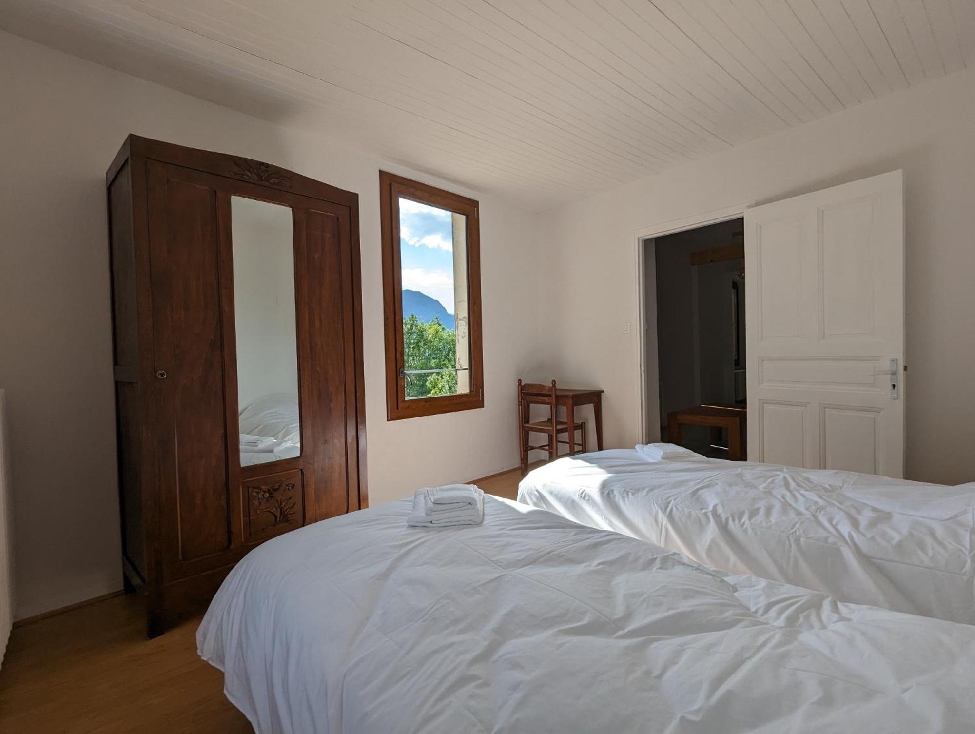 Gite Loubet Saint-Jacques-en-Valgodemard Habitación foto